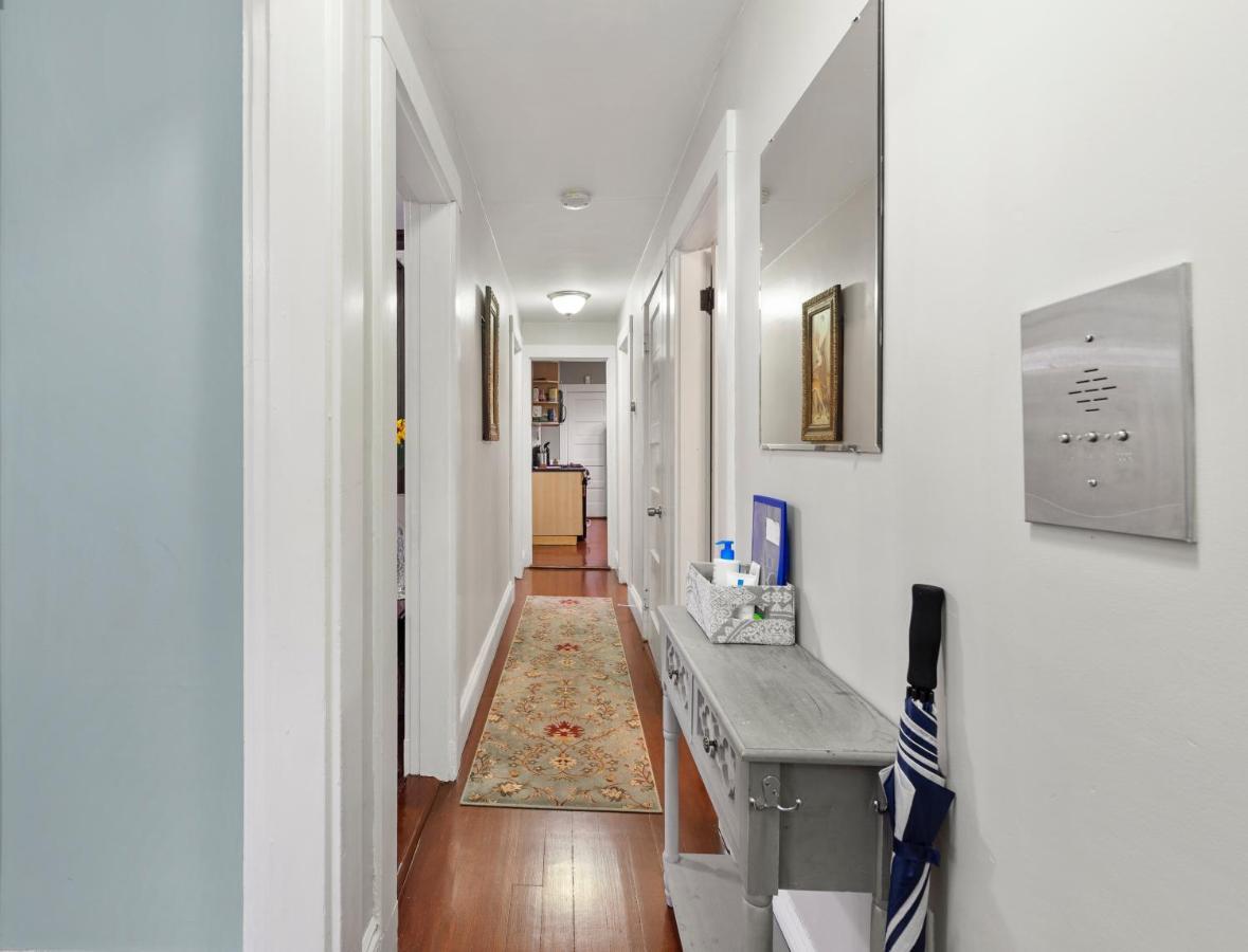 Bright & Spacious 2Br Apartment, Mins From Downtown Boston, Parking Экстерьер фото