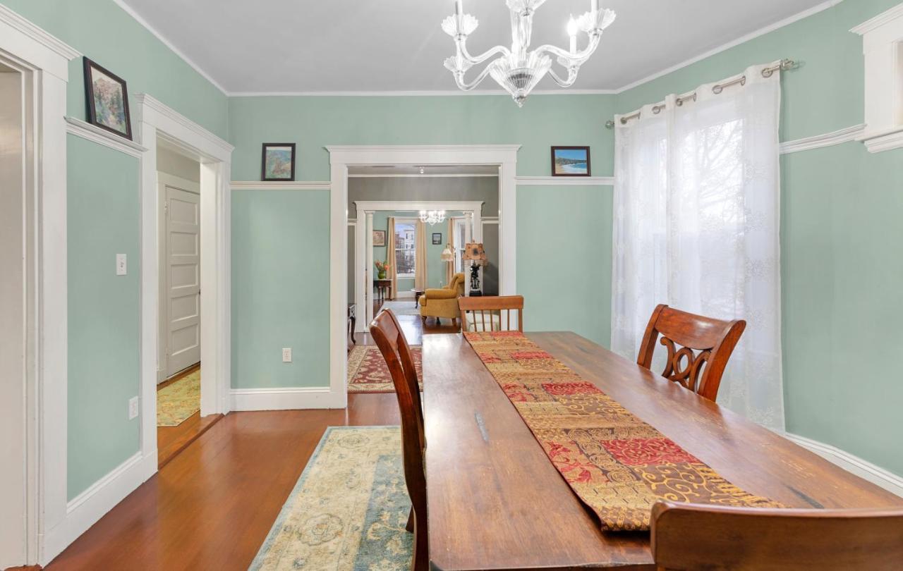 Bright & Spacious 2Br Apartment, Mins From Downtown Boston, Parking Экстерьер фото