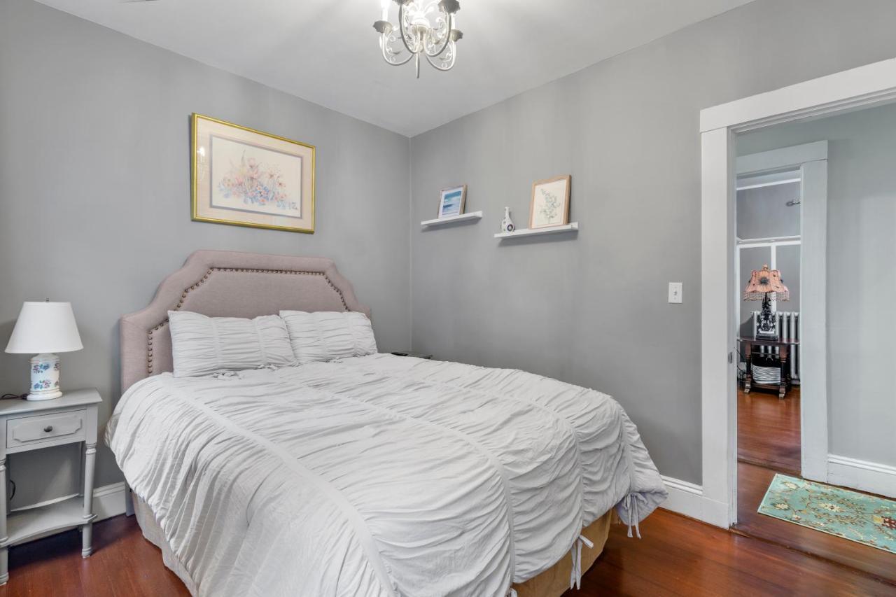 Bright & Spacious 2Br Apartment, Mins From Downtown Boston, Parking Экстерьер фото