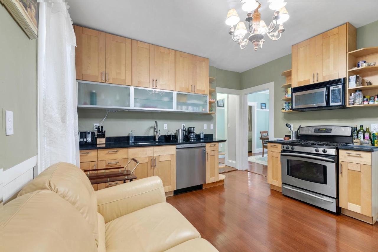 Bright & Spacious 2Br Apartment, Mins From Downtown Boston, Parking Экстерьер фото