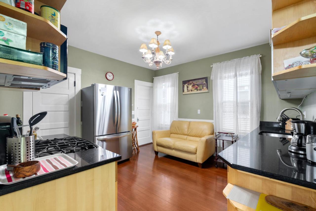 Bright & Spacious 2Br Apartment, Mins From Downtown Boston, Parking Экстерьер фото