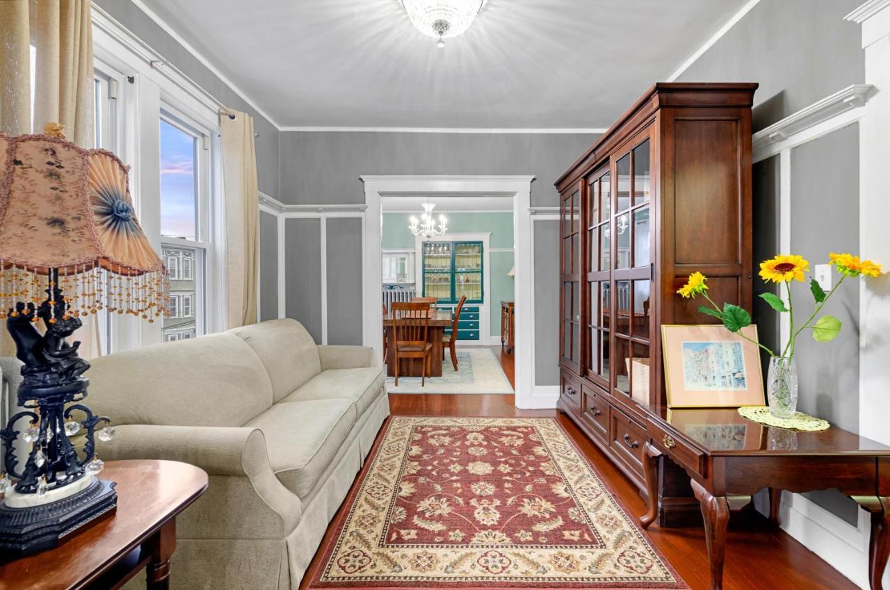 Bright & Spacious 2Br Apartment, Mins From Downtown Boston, Parking Экстерьер фото